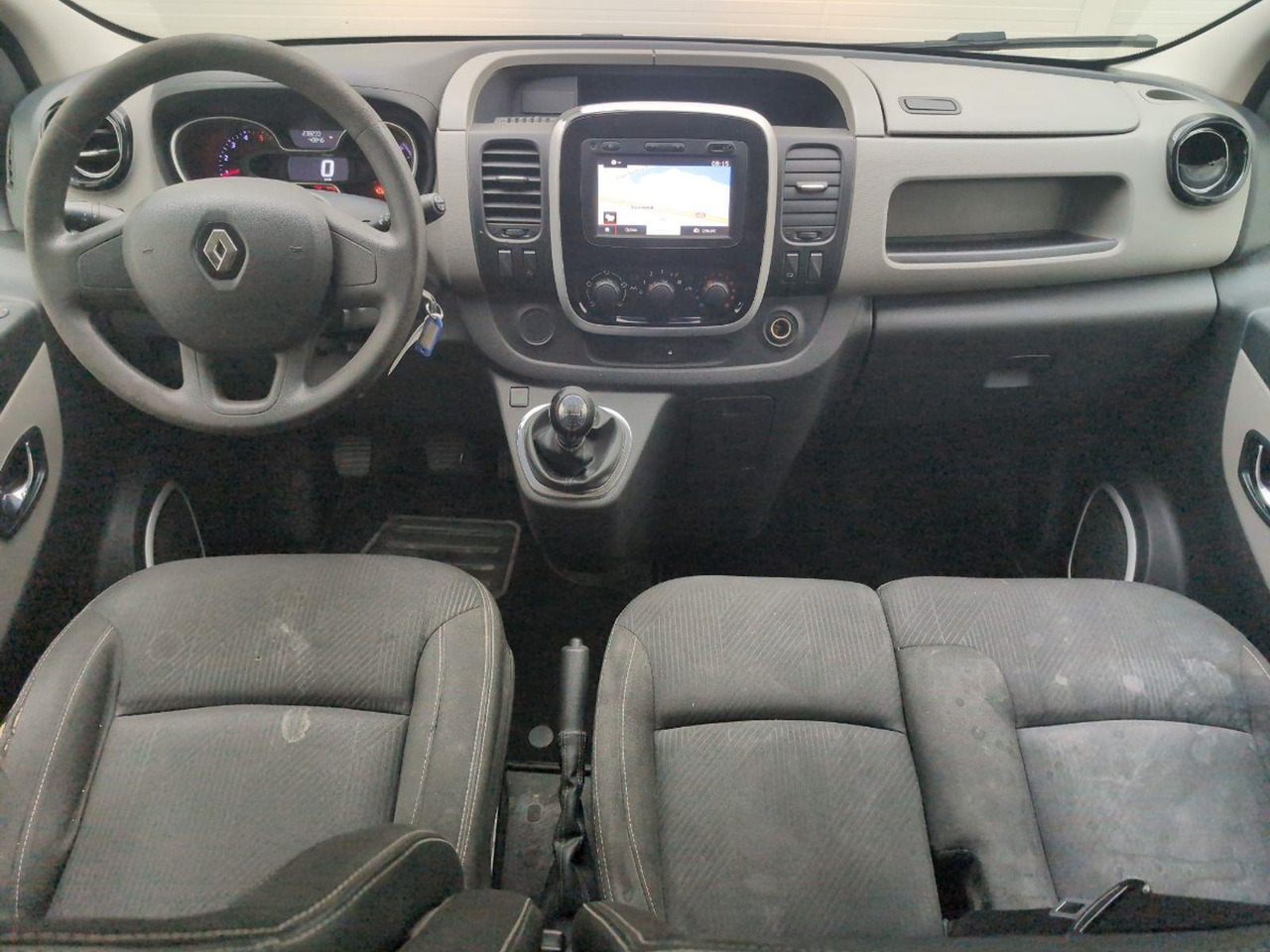 Renault Trafic 1.6 dCi T29 L2H1 DC Comfort Energy | 2018 | 238.233 km | VBX83X | NAP: Geen oordeel - Autoutilitară cabină dublă: Foto 5 Renault Trafic 1.6 dCi T29 L2H1 DC Comfort Energy | 2018 | 238.233 km | VBX83X | NAP: Geen oordeel - Autoutilitară cabină dublă: Foto 5