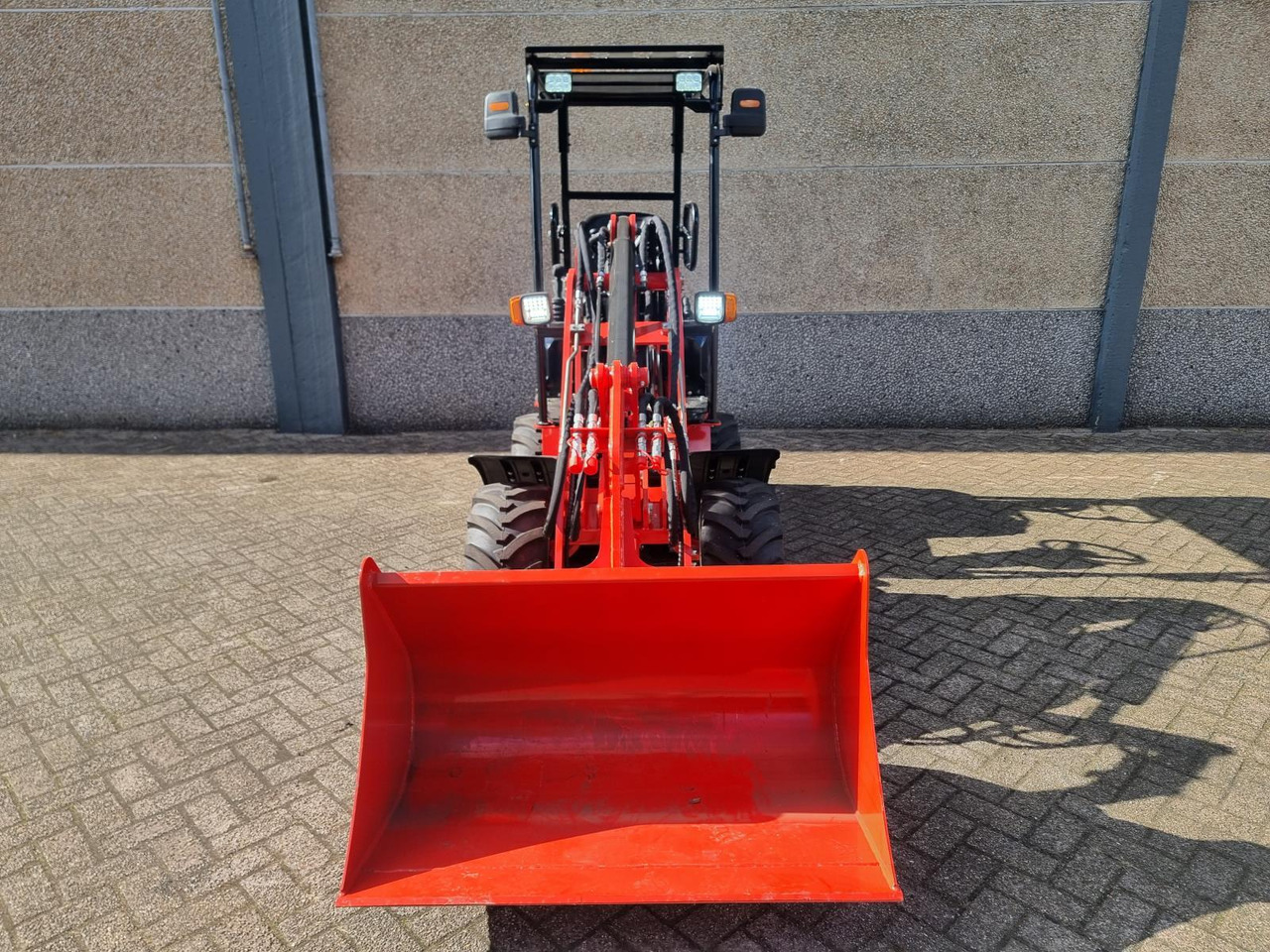 Stahlworks R906 Shovel Nieuw - Încărcător frontal pe pneuri: Foto 2 Stahlworks R906 Shovel Nieuw - Încărcător frontal pe pneuri: Foto 2