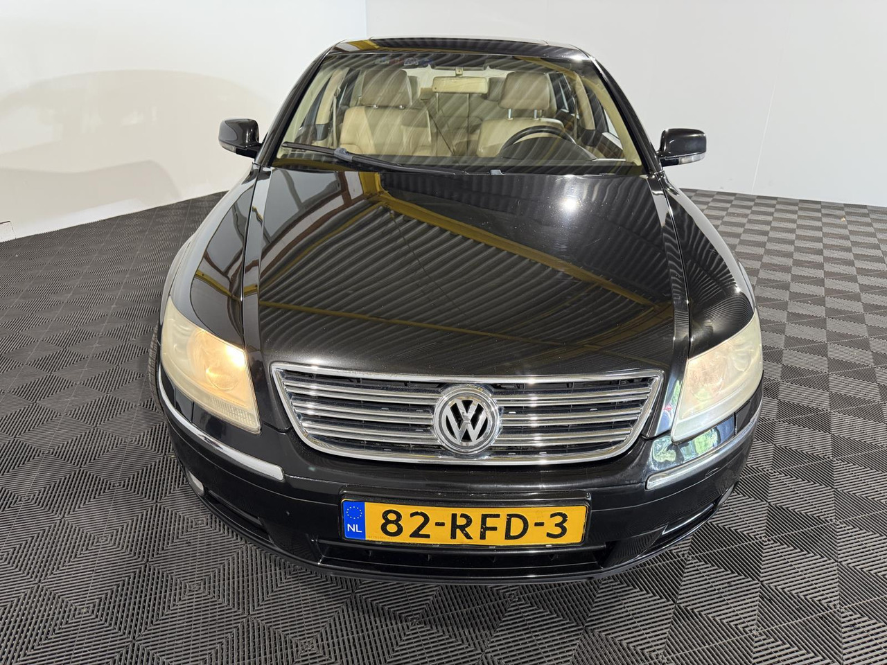 Volkswagen | Phaeton | 3.2 V6 5p. Automaat | 2003 | 339.296 km | 82RFD3 | Geen oordeel - Berlină/ Sedan: Foto 5 Volkswagen | Phaeton | 3.2 V6 5p. Automaat | 2003 | 339.296 km | 82RFD3 | Geen oordeel - Berlină/ Sedan: Foto 5