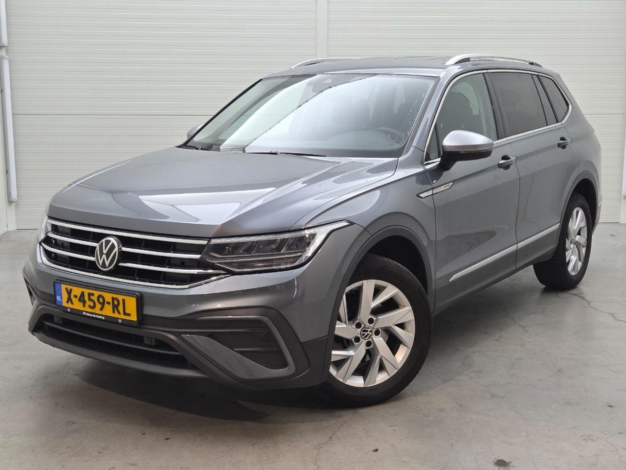 Volkswagen Tiguan Allspace 1.5 TSI R - Line 7p. | 2023 | 86.012 km | Automaat | X459RL | NAP: Geen oordeel - SUV: Foto 1 Volkswagen Tiguan Allspace 1.5 TSI R - Line 7p. | 2023 | 86.012 km | Automaat | X459RL | NAP: Geen oordeel - SUV: Foto 1