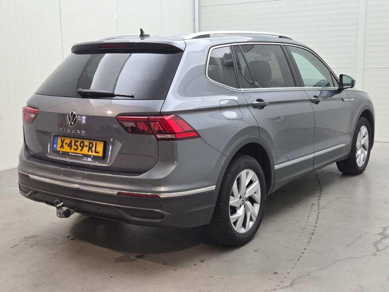 Volkswagen Tiguan Allspace 1.5 TSI R - Line 7p. | 2023 | 86.012 km | Automaat | X459RL | NAP: Geen oordeel - SUV: Foto 4 Volkswagen Tiguan Allspace 1.5 TSI R - Line 7p. | 2023 | 86.012 km | Automaat | X459RL | NAP: Geen oordeel - SUV: Foto 4