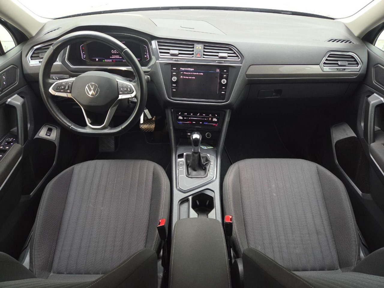 Volkswagen Tiguan Allspace 1.5 TSI R - Line 7p. | 2023 | 86.012 km | Automaat | X459RL | NAP: Geen oordeel - SUV: Foto 5 Volkswagen Tiguan Allspace 1.5 TSI R - Line 7p. | 2023 | 86.012 km | Automaat | X459RL | NAP: Geen oordeel - SUV: Foto 5