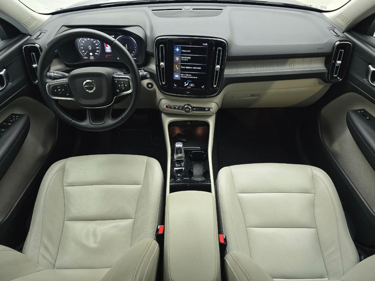 Volvo XC40 1.5 T5 Twin Engine Inscription | 2020 | 100.805 km | Automaat | GHN87X | NAP: Geen oordeel - SUV: Foto 5 Volvo XC40 1.5 T5 Twin Engine Inscription | 2020 | 100.805 km | Automaat | GHN87X | NAP: Geen oordeel - SUV: Foto 5