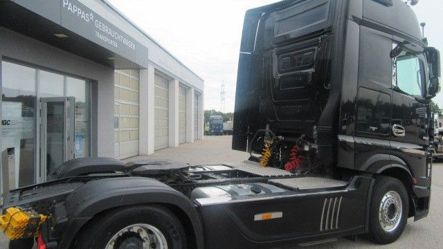 Mercedes-Benz 1863LS Edition 1 - Cap tractor: Foto 4 Mercedes-Benz 1863LS Edition 1 - Cap tractor: Foto 4