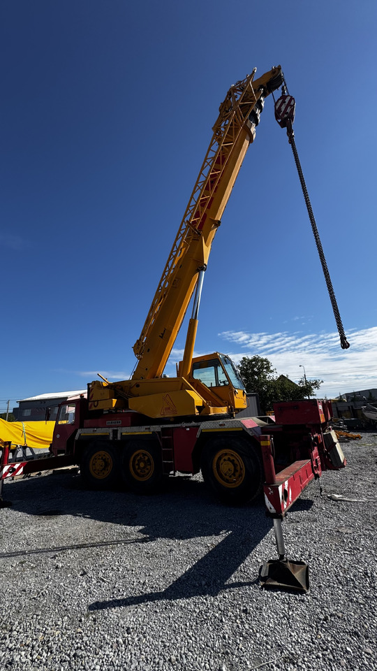 LIEBHERR LTM1040 - Automacara: Foto 1 LIEBHERR LTM1040 - Automacara: Foto 1