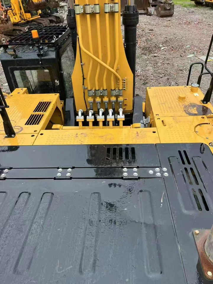 SANYI 870 - Excavator pe şenile: Foto 5 SANYI 870 - Excavator pe şenile: Foto 5