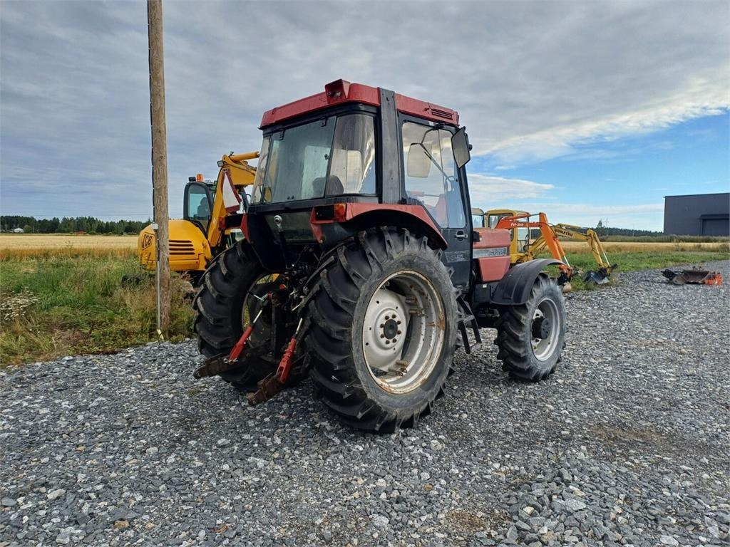 Tractor agricol Case IH 685XL Hyvät renkaat.: Foto 6