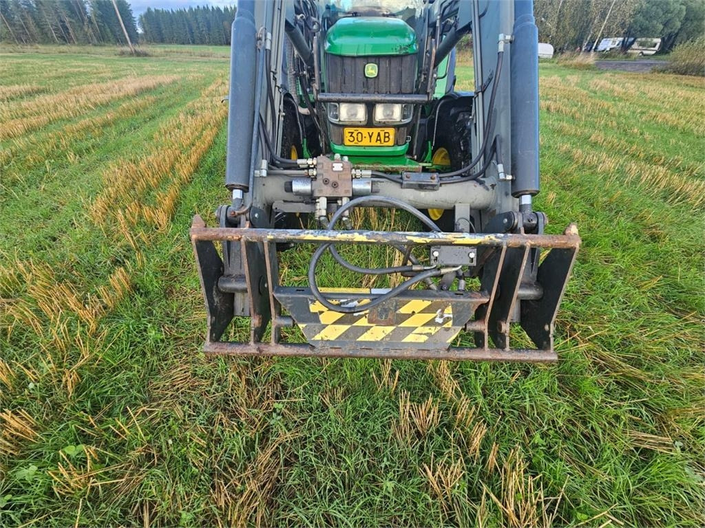 John Deere 6420S AP Premium Plus 50km/h - Tractor agricol: Foto 4 John Deere 6420S AP Premium Plus 50km/h - Tractor agricol: Foto 4