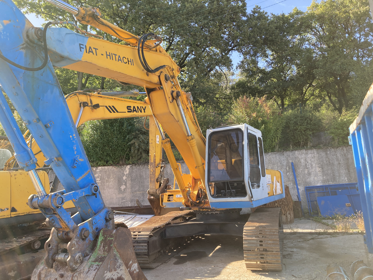 PELLE SUR CHENILLES FIAT-HITACHI FH 200 LCT - Excavator pe şenile: Foto 1 PELLE SUR CHENILLES FIAT-HITACHI FH 200 LCT - Excavator pe şenile: Foto 1
