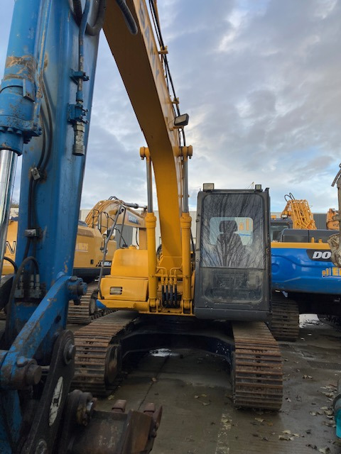 PELLE SUR CHENILLES SANY SY 135 C - Excavator pe şenile: Foto 4 PELLE SUR CHENILLES SANY SY 135 C - Excavator pe şenile: Foto 4