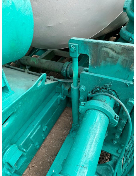 CIFA Concrete Mixer with own engine - Betoniera: Foto 4 CIFA Concrete Mixer with own engine - Betoniera: Foto 4