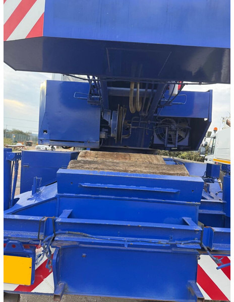 Tadano AR 300E - Macara montată: Foto 5 Tadano AR 300E - Macara montată: Foto 5