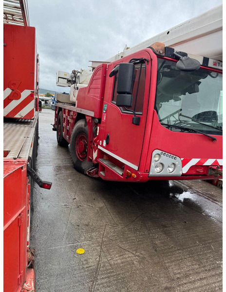 Terex AC40 - Macara tot teren: Foto 3 Terex AC40 - Macara tot teren: Foto 3