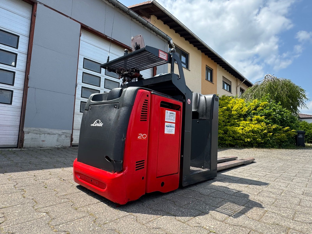 Linde N20VI Elektro-Niederhubwagen | Initialhub - Stivuitorul selector: Foto 3 Linde N20VI Elektro-Niederhubwagen | Initialhub - Stivuitorul selector: Foto 3