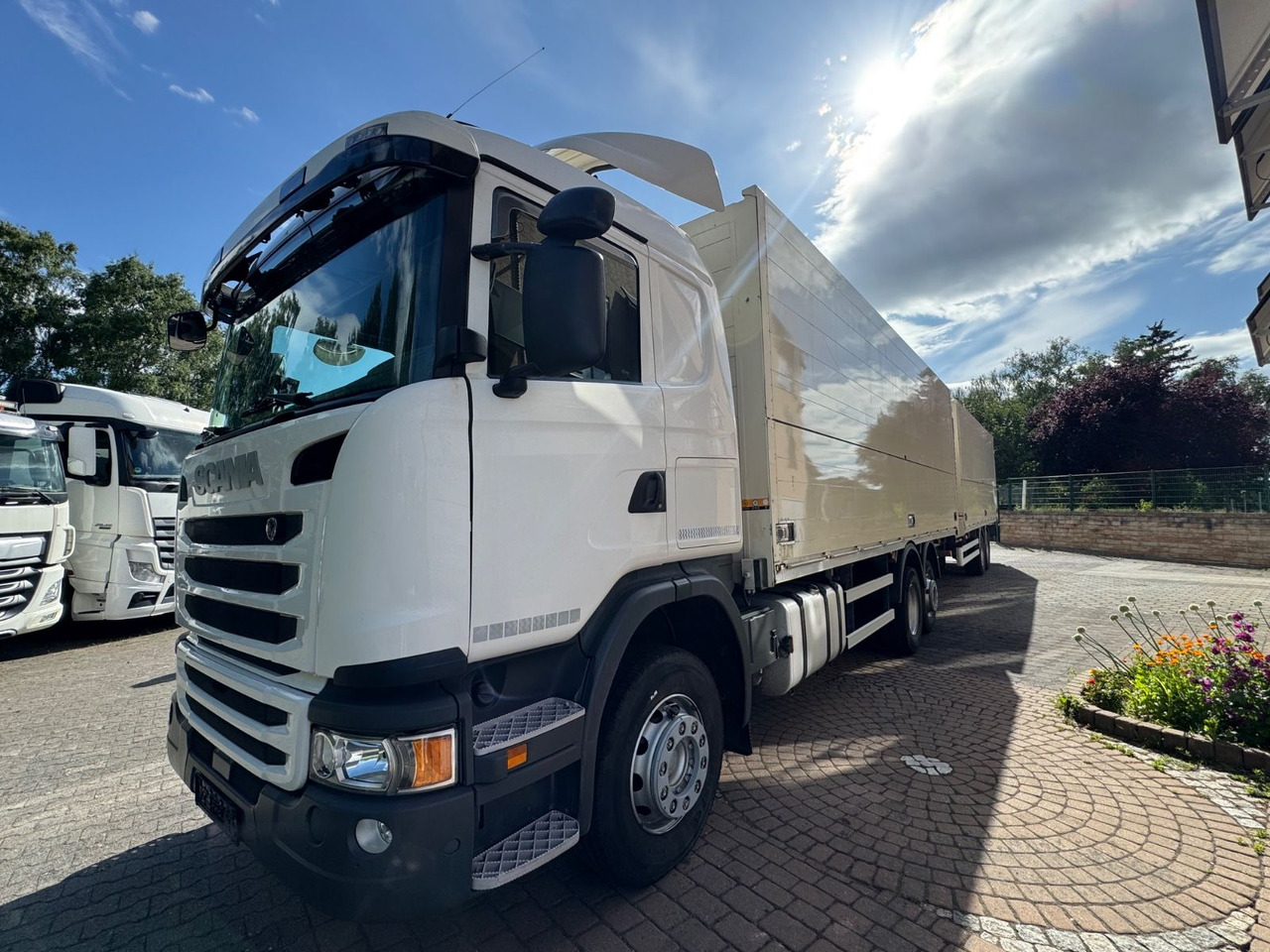 Scania G410/Lenk-Lift/2xLBW/inkl. Anhänger/Tüv-neu - Camion pentru transportul băuturilor: Foto 2 Scania G410/Lenk-Lift/2xLBW/inkl. Anhänger/Tüv-neu - Camion pentru transportul băuturilor: Foto 2