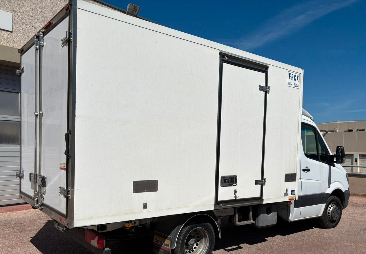 Mercedes-Benz Sprinter 416 CDI T 37/35 Furgone iso - Alte utilaje: Foto 3 Mercedes-Benz Sprinter 416 CDI T 37/35 Furgone iso - Alte utilaje: Foto 3