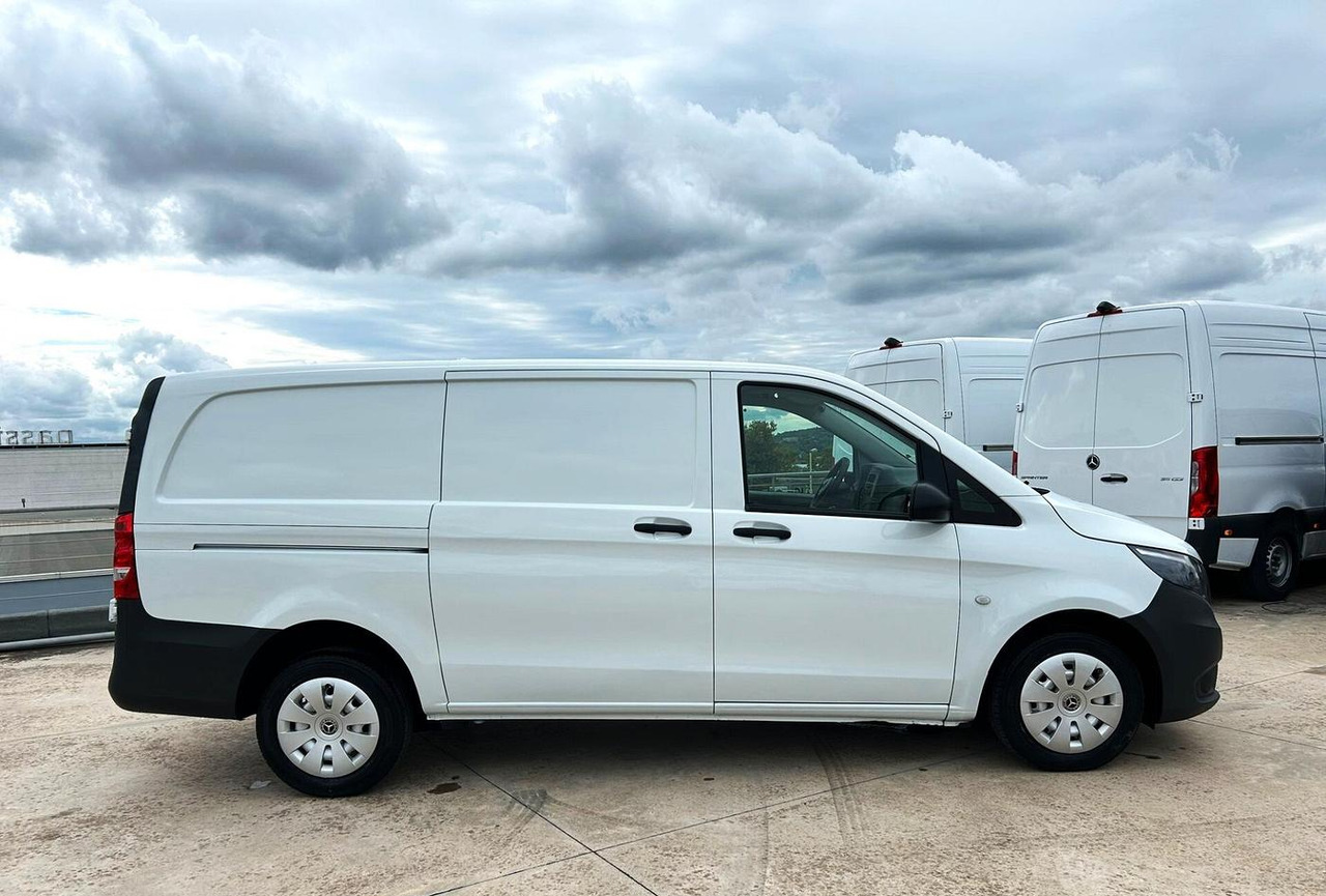 Mercedes Benz Vito 111 Furgone Long - Alte utilaje: Foto 4 Mercedes Benz Vito 111 Furgone Long - Alte utilaje: Foto 4