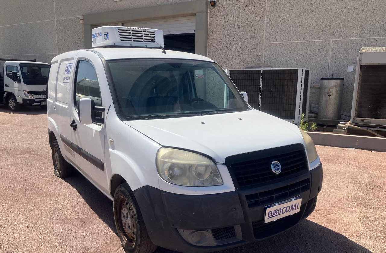 DOBLO' CON COIBENTAZIONE E GRUPPO FRIGO - Autoutilitară frigorifica: Foto 3 DOBLO' CON COIBENTAZIONE E GRUPPO FRIGO - Autoutilitară frigorifica: Foto 3