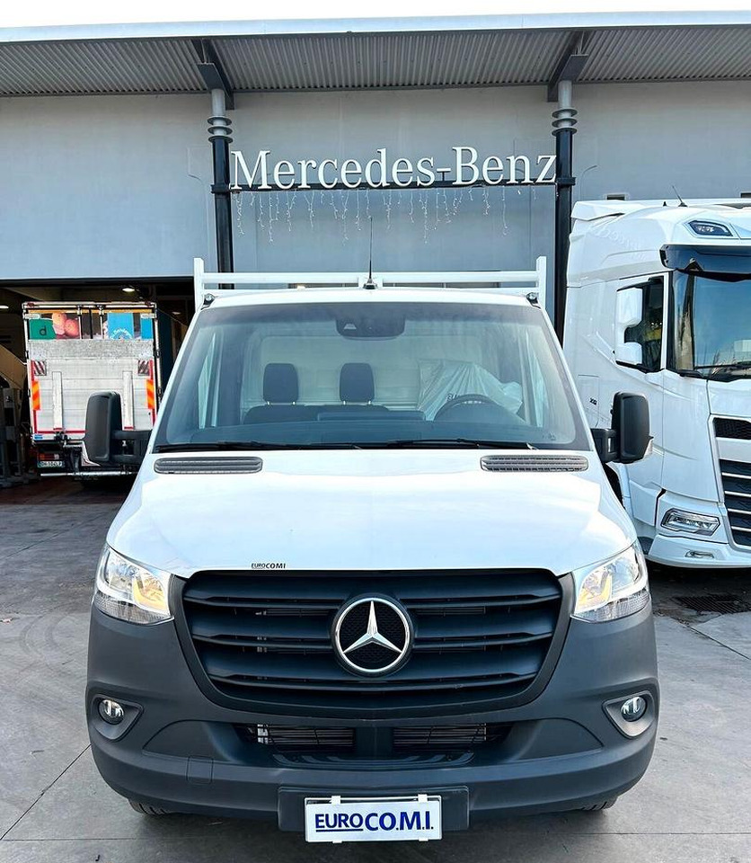 Mercedes 515 T 37/50 PRO Ribaltabile Tril. - Autoutilitară basculantă: Foto 2 Mercedes 515 T 37/50 PRO Ribaltabile Tril. - Autoutilitară basculantă: Foto 2