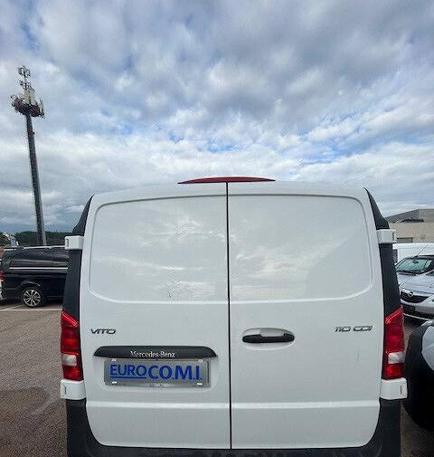 Mercedes Benz VITO FURGONE 110 LONG TRAZ. ANT. - Dubă: Foto 5 Mercedes Benz VITO FURGONE 110 LONG TRAZ. ANT. - Dubă: Foto 5