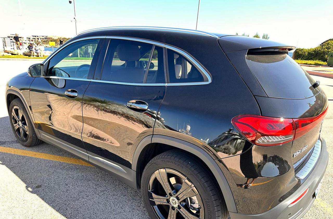 Mercedes-benz EQA 250 Sport Plus - Automobil: Foto 1 Mercedes-benz EQA 250 Sport Plus - Automobil: Foto 1