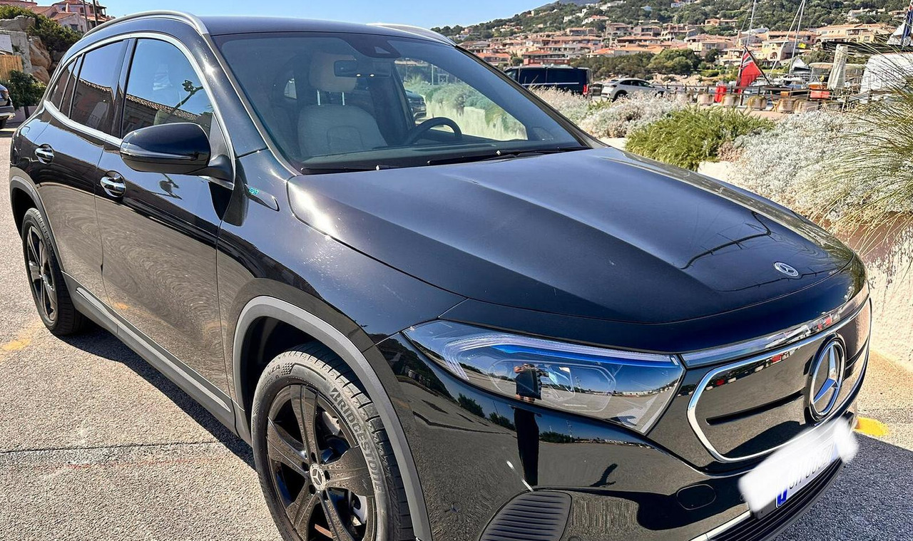 Mercedes-benz EQA 250 Sport Plus - Automobil: Foto 2 Mercedes-benz EQA 250 Sport Plus - Automobil: Foto 2