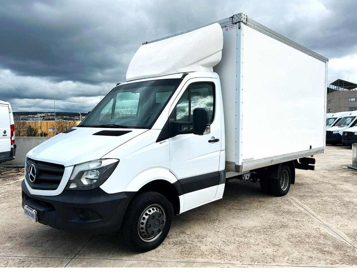 Sprinter 416 T 37/35 Furgonatura - Autoutilitară box: Foto 1 Sprinter 416 T 37/35 Furgonatura - Autoutilitară box: Foto 1
