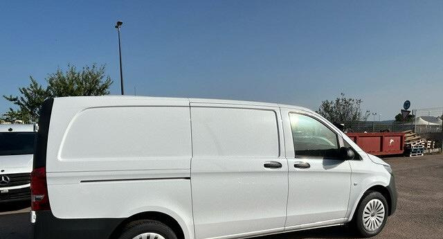 VITO FURGONE NUOVO PRONTA CONSEGNA - Dubă: Foto 2 VITO FURGONE NUOVO PRONTA CONSEGNA - Dubă: Foto 2