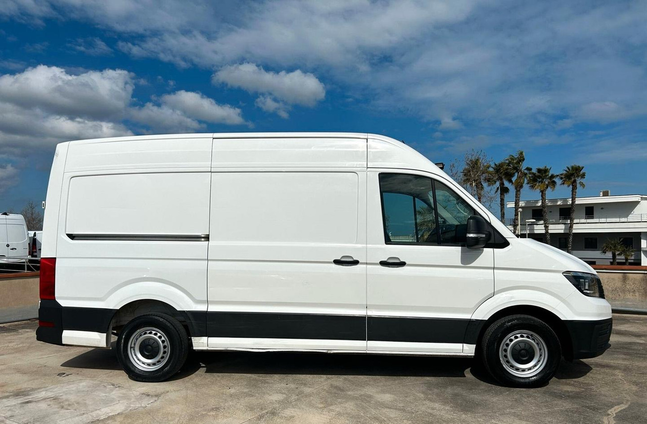 Volkswagen Crafter 2.0 Tdi 140 cv - Dubă: Foto 4 Volkswagen Crafter 2.0 Tdi 140 cv - Dubă: Foto 4