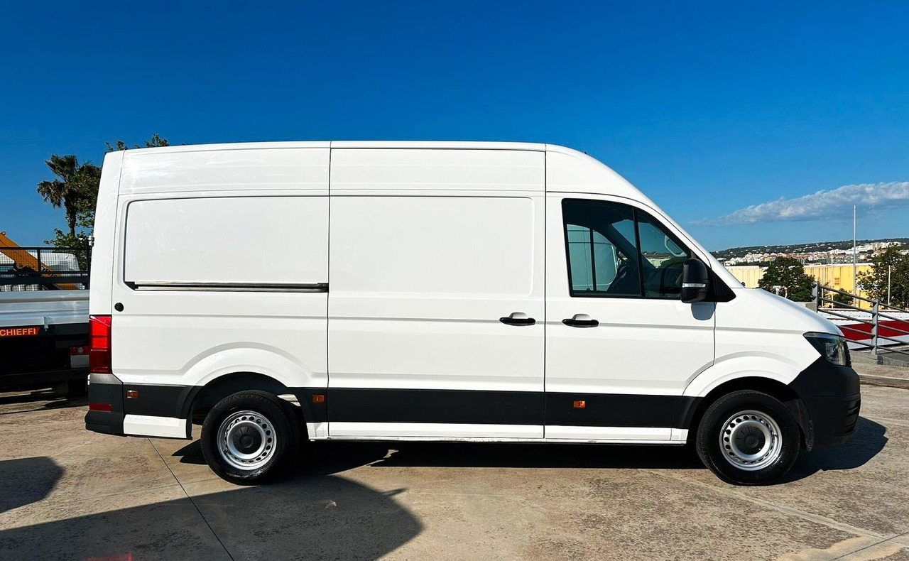 Volkswagen Crafter 2.0 Tdi 150 cv - Dubă: Foto 4 Volkswagen Crafter 2.0 Tdi 150 cv - Dubă: Foto 4