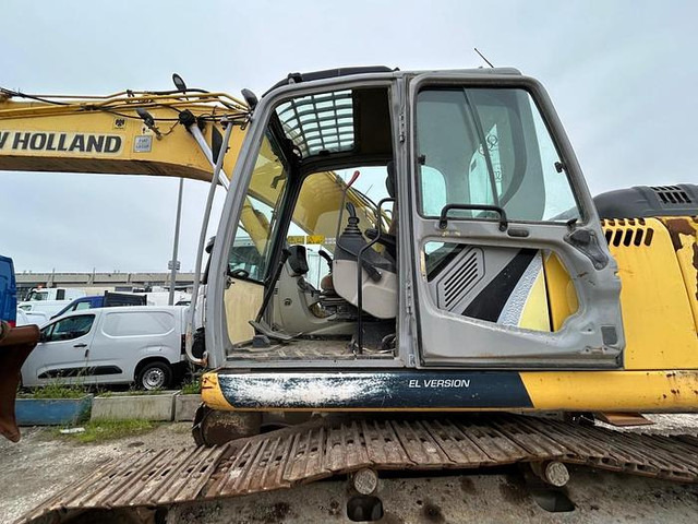 New Holland E215B - Excavator: Foto 1 New Holland E215B - Excavator: Foto 1