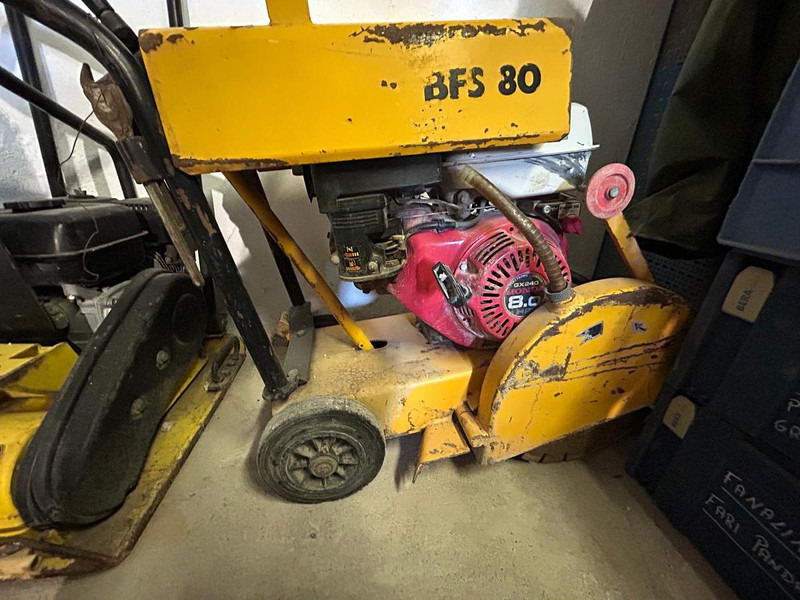 Wacker BFS80 - Maşină pentru prelucrarea solului: Foto 1 Wacker BFS80 - Maşină pentru prelucrarea solului: Foto 1