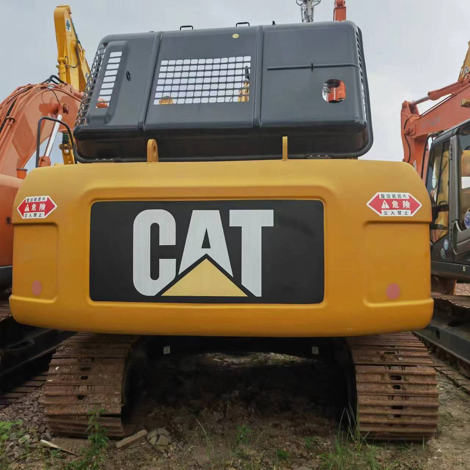 CATERPILLAR 325D2 - Excavator pe şenile: Foto 4 CATERPILLAR 325D2 - Excavator pe şenile: Foto 4