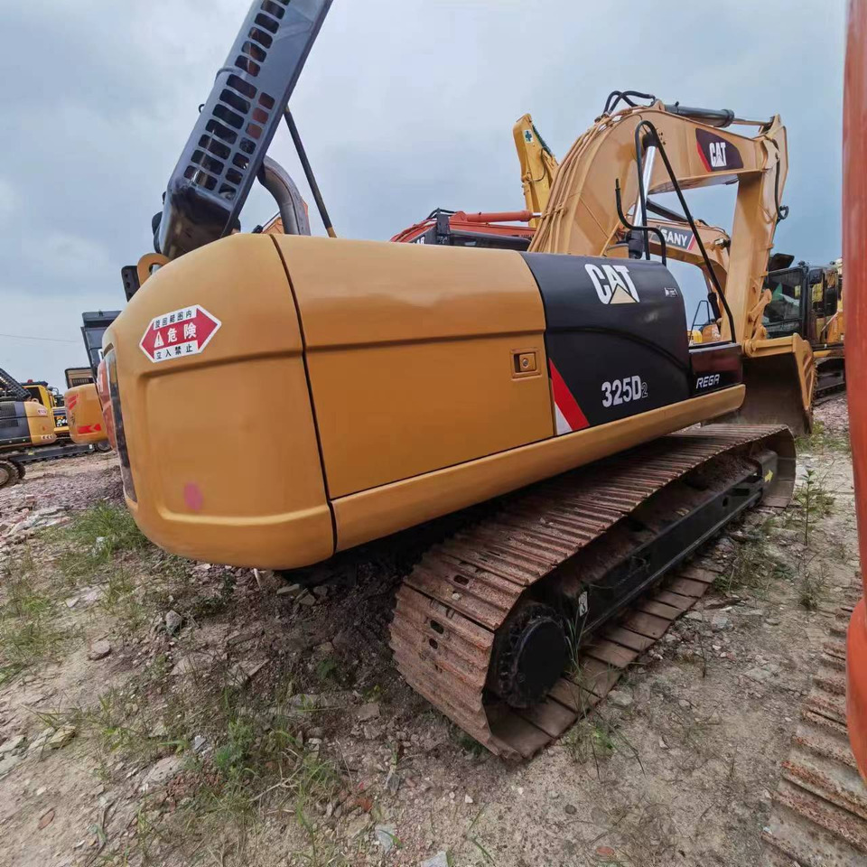CATERPILLAR 325D2 - Excavator pe şenile: Foto 2 CATERPILLAR 325D2 - Excavator pe şenile: Foto 2
