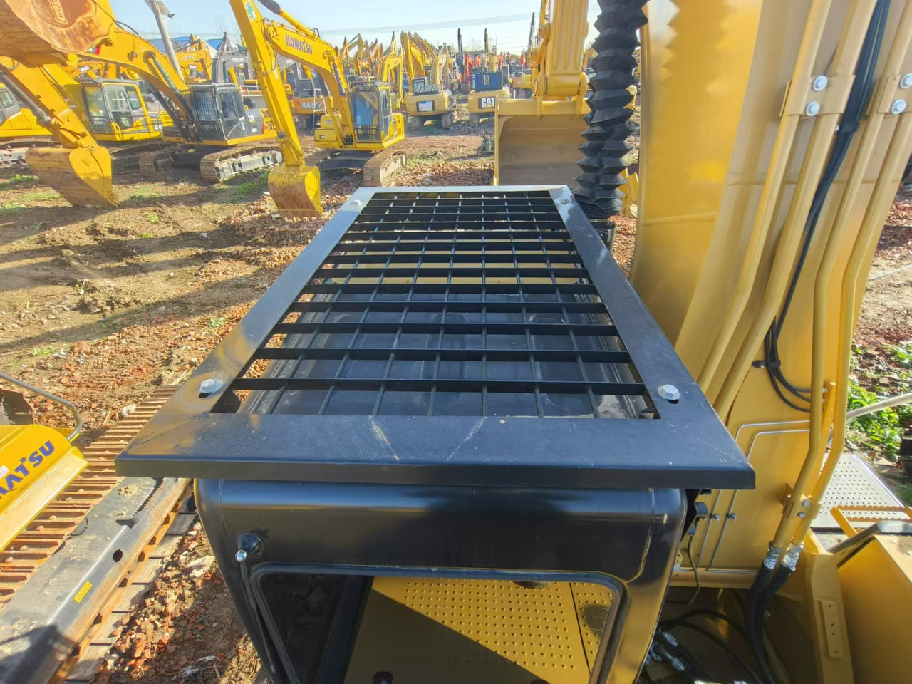 CATERPILLAR 330D - Excavator pe şenile: Foto 4 CATERPILLAR 330D - Excavator pe şenile: Foto 4