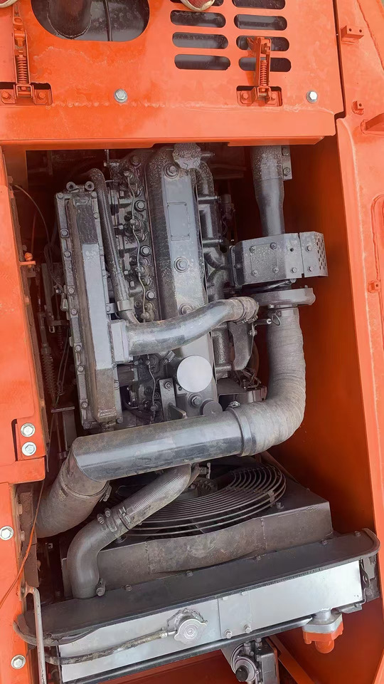 DOOSAN DX150 - Excavator pe şenile: Foto 4 DOOSAN DX150 - Excavator pe şenile: Foto 4
