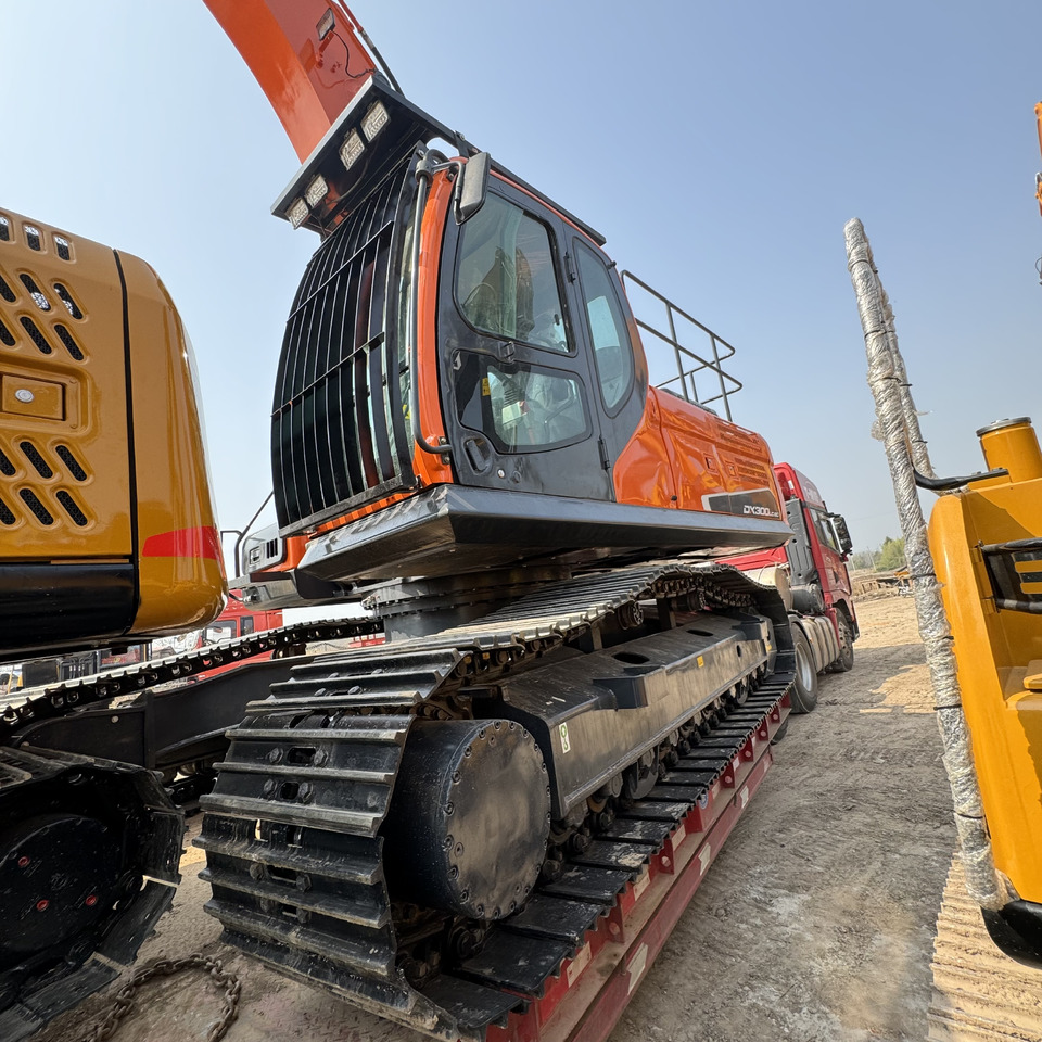 Excavator pe şenile DOOSAN DX300: Foto 12 Excavator pe şenile DOOSAN DX300: Foto 12