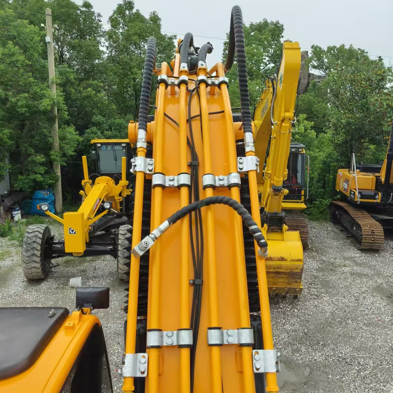 Excavator pe şenile HYUNDAI R220LC-9S: Foto 8