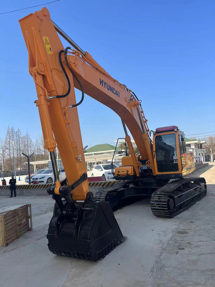 Hyundai 305 - Excavator pe şenile: Foto 4 Hyundai 305 - Excavator pe şenile: Foto 4