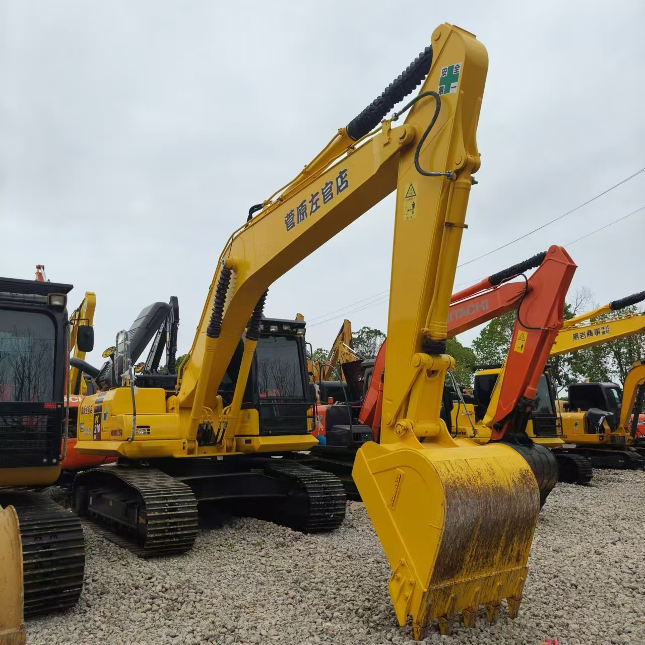 KOMATSU PC210 - Excavator pe şenile: Foto 2 KOMATSU PC210 - Excavator pe şenile: Foto 2