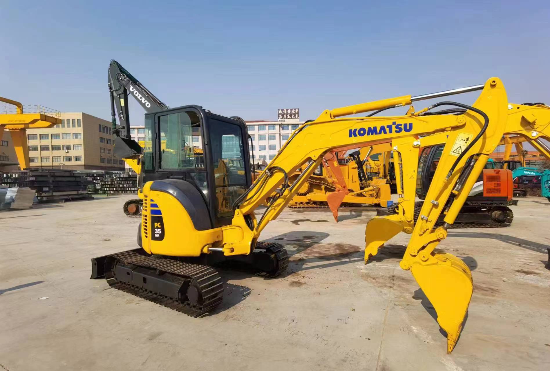 KOMATSU PC35 - Mini excavator: Foto 2 KOMATSU PC35 - Mini excavator: Foto 2