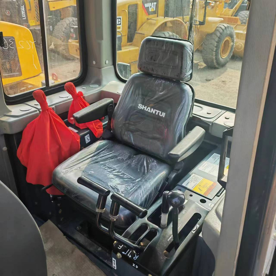 Buldozer SHANTUI SD16: Foto 12