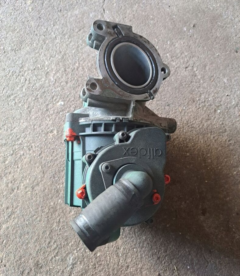 20763721 Volvo FM 9 - Filtru de ulei pentru Camion: Foto 1 20763721 Volvo FM 9 - Filtru de ulei pentru Camion: Foto 1