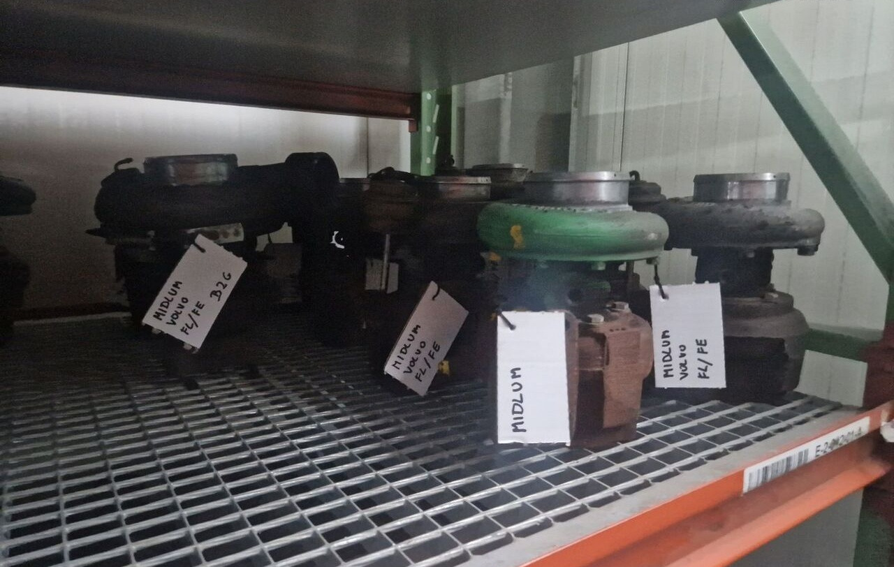 BorgWarner 21470983 Renault MIDLUM PREMIUM DXI 7 VOLVO FL - Turbocompresor pentru Camion: Foto 4 BorgWarner 21470983 Renault MIDLUM PREMIUM DXI 7 VOLVO FL - Turbocompresor pentru Camion: Foto 4