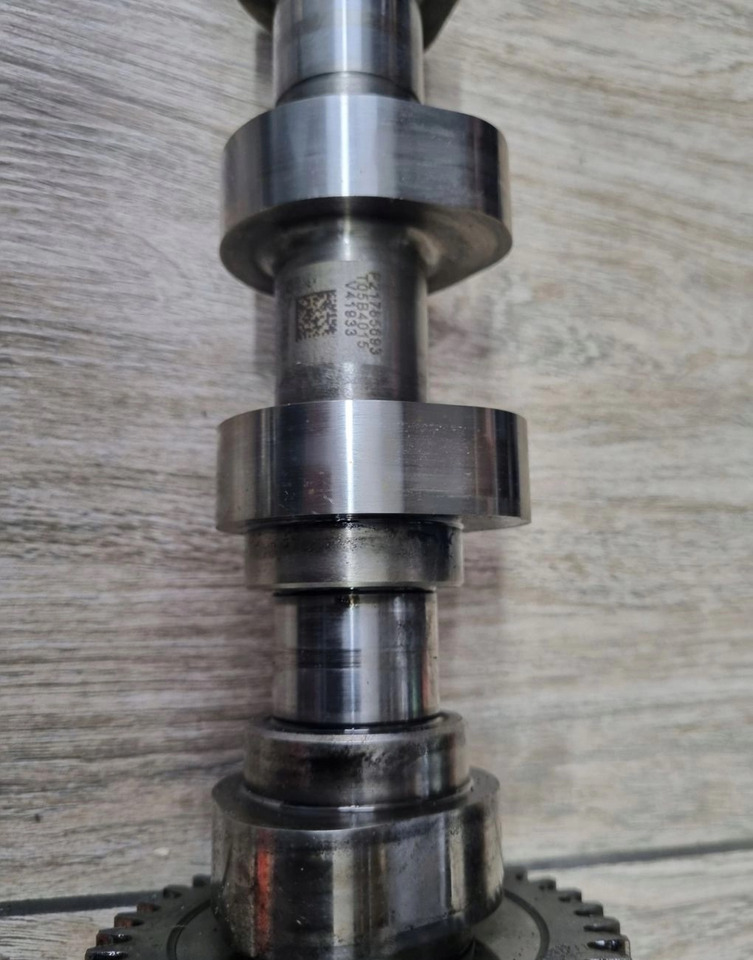 DEUTZ 04901003 04902099 TCD2013L64V - Axa cu came: Foto 4 DEUTZ 04901003 04902099 TCD2013L64V - Axa cu came: Foto 4