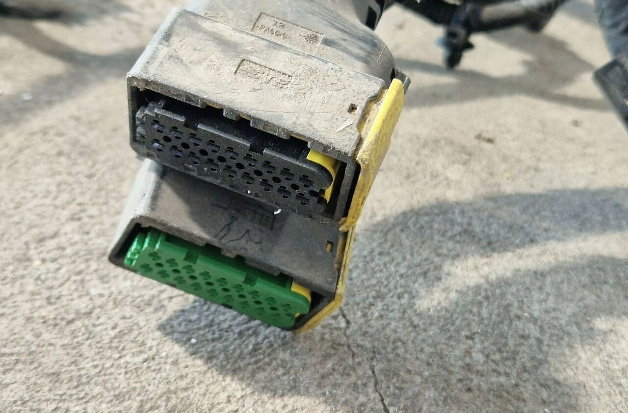 FORD WIĄZKA INSTALACJA RAMY FORD F MAX 5 ROK 2021 - Cablu/ Fire electric pentru Camion: Foto 4 FORD WIĄZKA INSTALACJA RAMY FORD F MAX 5 ROK 2021 - Cablu/ Fire electric pentru Camion: Foto 4