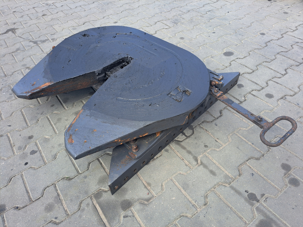 JOST SIODŁO JOST 140 MM WSPORNIK VOLVO FH FM - Şa cuplare pentru Camion: Foto 1 JOST SIODŁO JOST 140 MM WSPORNIK VOLVO FH FM - Şa cuplare pentru Camion: Foto 1