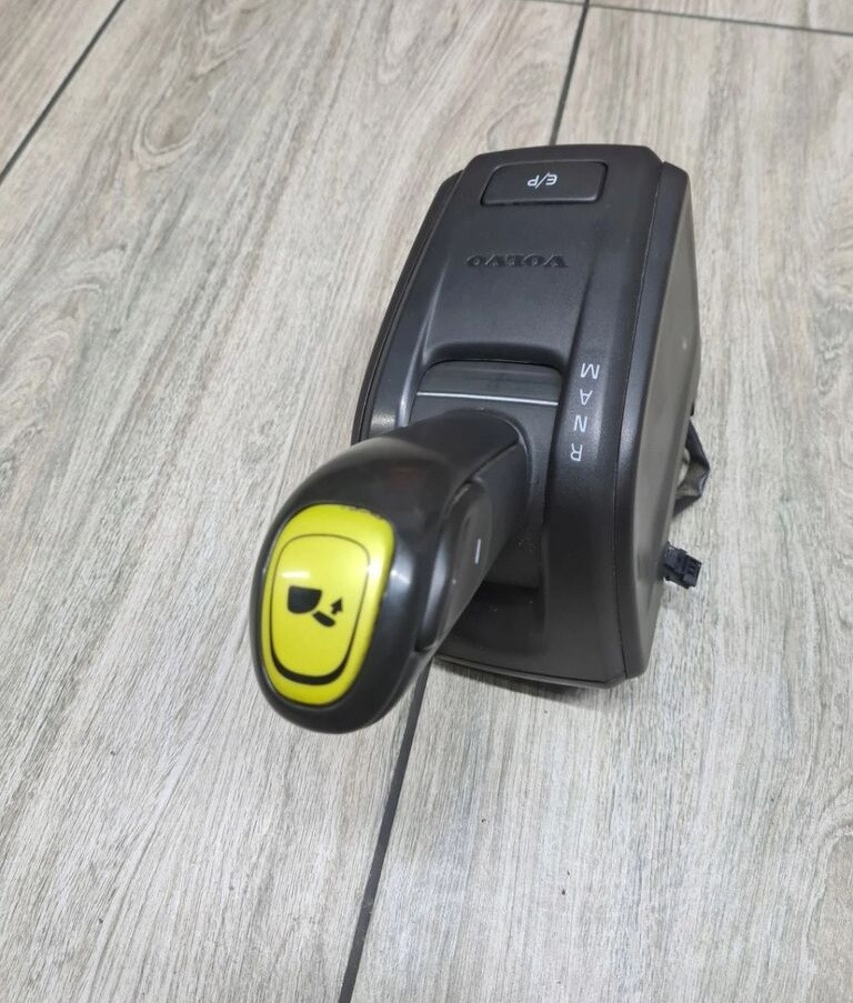 JOYSTICK ZMIANY BIEGÓW GAŁKA LEWAREK VOLVO FH 4 FM 4 FH 16 EURO 6 22647972 Volvo FH 4 FM 4 FH 16 EURO 6 22647972 Volvo VOLVO FH 4 FM 4 FH 16 EURO 6 22647972 - Schimbător de viteze pentru Camion: Foto 1 JOYSTICK ZMIANY BIEGÓW GAŁKA LEWAREK VOLVO FH 4 FM 4 FH 16 EURO 6 22647972 Volvo FH 4 FM 4 FH 16 EURO 6 22647972 Volvo VOLVO FH 4 FM 4 FH 16 EURO 6 22647972 - Schimbător de viteze pentru Camion: Foto 1