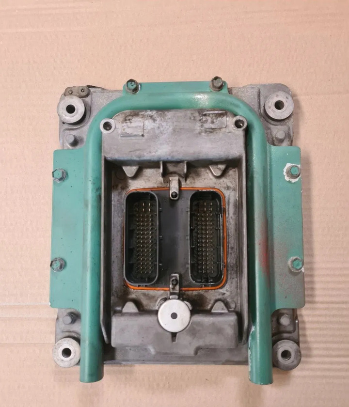 KASETA KOMPUTER MODUŁ SILNIKA ECU VOLVO FH 16 D16E EURO 5 22346791 P01 - Calculator de bord: Foto 1 KASETA KOMPUTER MODUŁ SILNIKA ECU VOLVO FH 16 D16E EURO 5 22346791 P01 - Calculator de bord: Foto 1