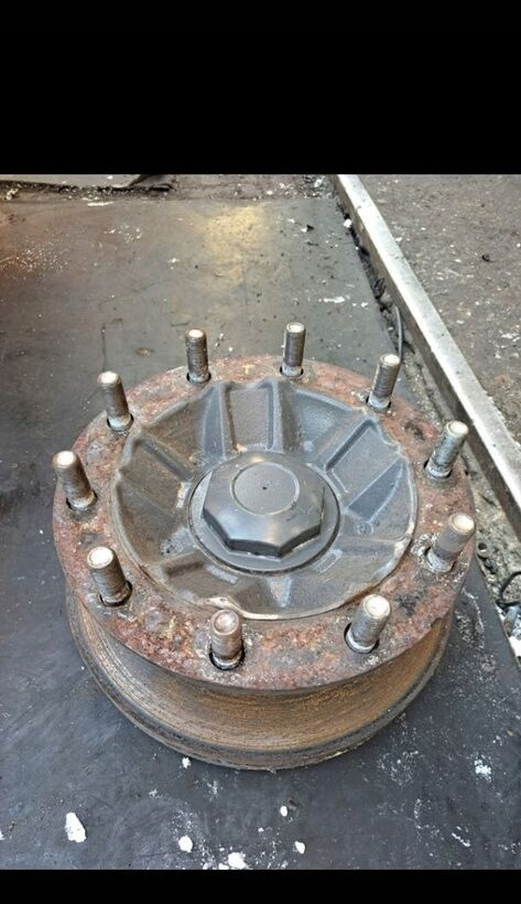 PIASTA KOŁA PRZÓD VOLVO FH 4 FM 4 RENAULT GAMA T - Butuc pentru Camion: Foto 1 PIASTA KOŁA PRZÓD VOLVO FH 4 FM 4 RENAULT GAMA T - Butuc pentru Camion: Foto 1